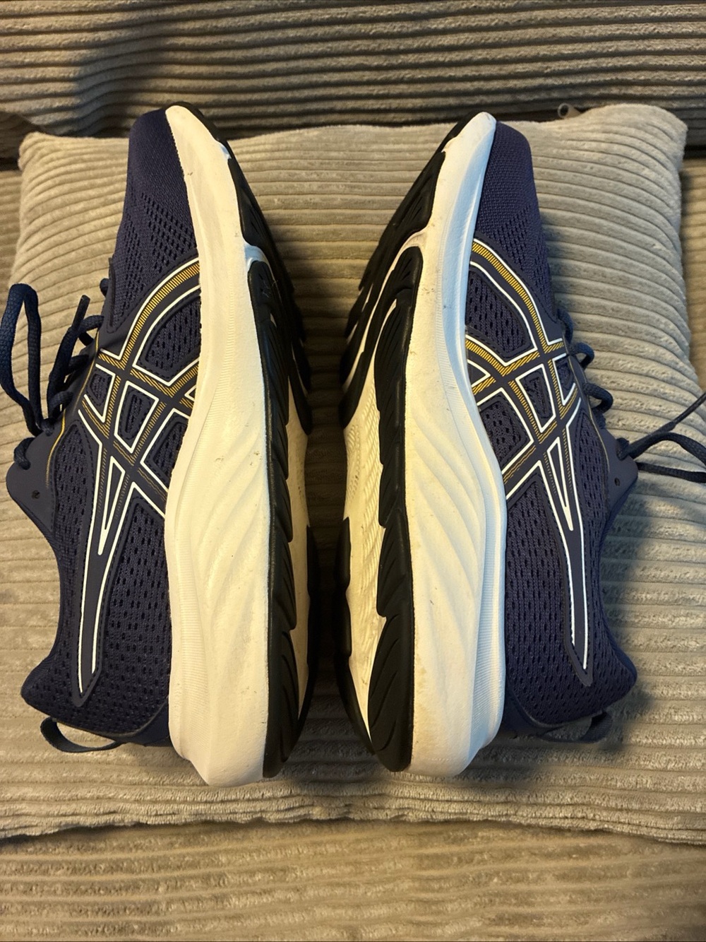 Asics Gel-Contend 9 Running Shoe - Size 9 Extra Wide - Picture 6 of 10